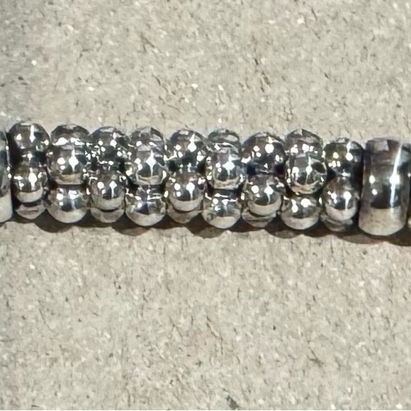 LAGOS Silver Caviar Bracelet with 4 bars - Picture 4 of 7
